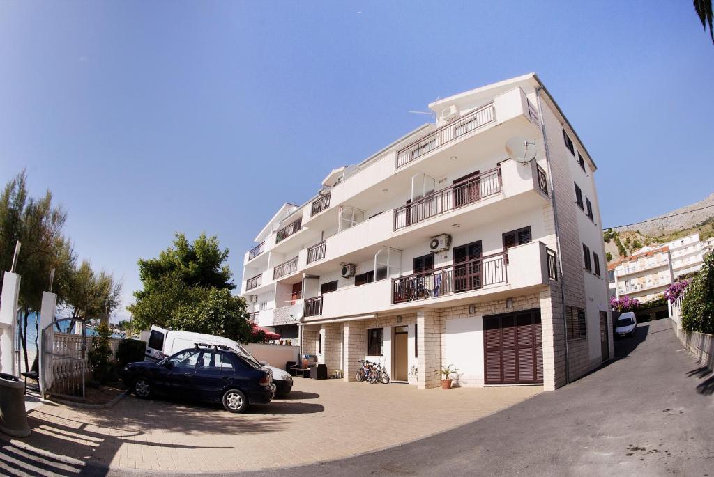 Apartments Petricevic Podstrana Eksteriør bilde