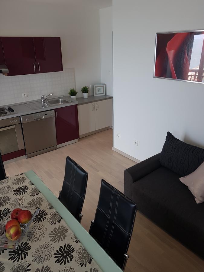 Apartments Petricevic Podstrana Eksteriør bilde